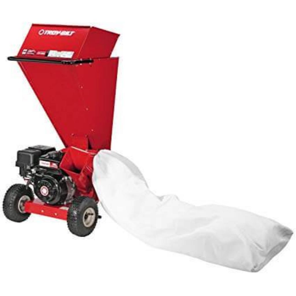 Troy-Bilt flishugger med kosmetiske detaljer CS4325