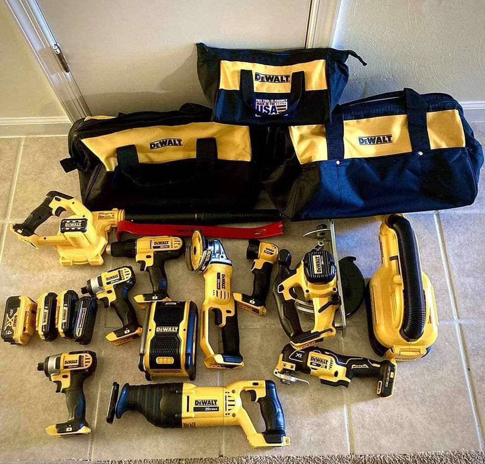DEWALT 20V MAX Power Tool Combo Kit, 6-Tool Cordless Power Tool Set with 2 Batteries and Charger (DCK694P2)