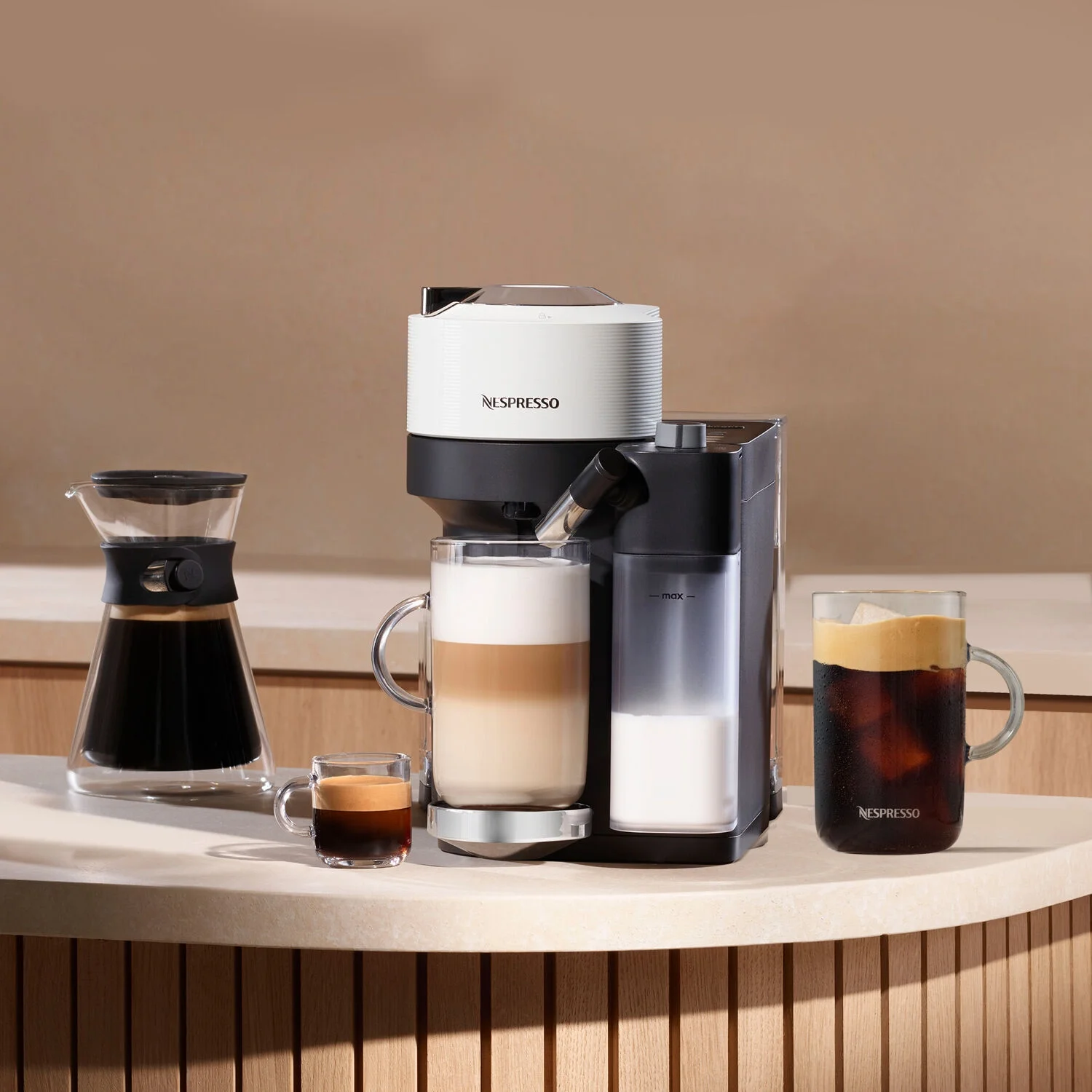 Nespresso by De'Longhi Nespresso Vertuo Lattissima by De'Longhi, White