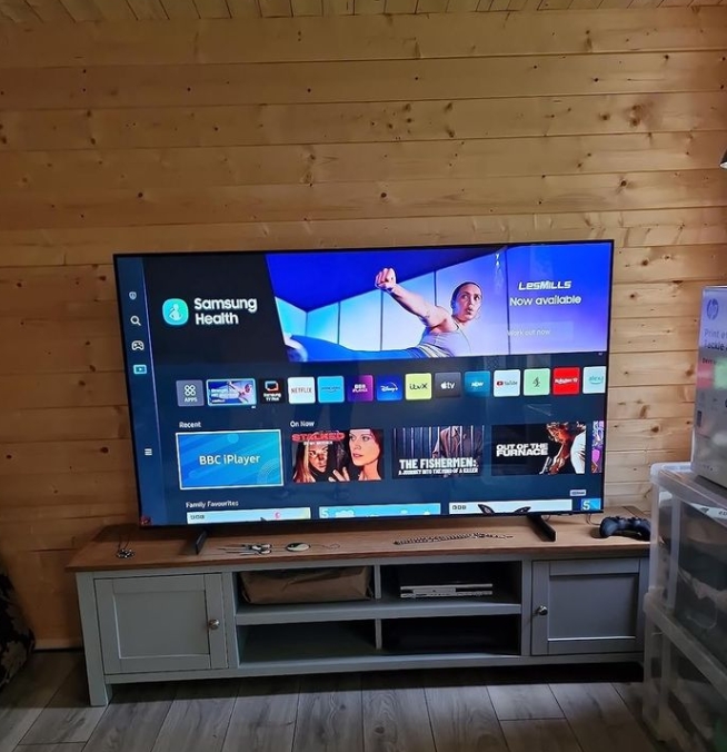 AU7100 65 Inch (2021) – Crystal 4K Smart TV