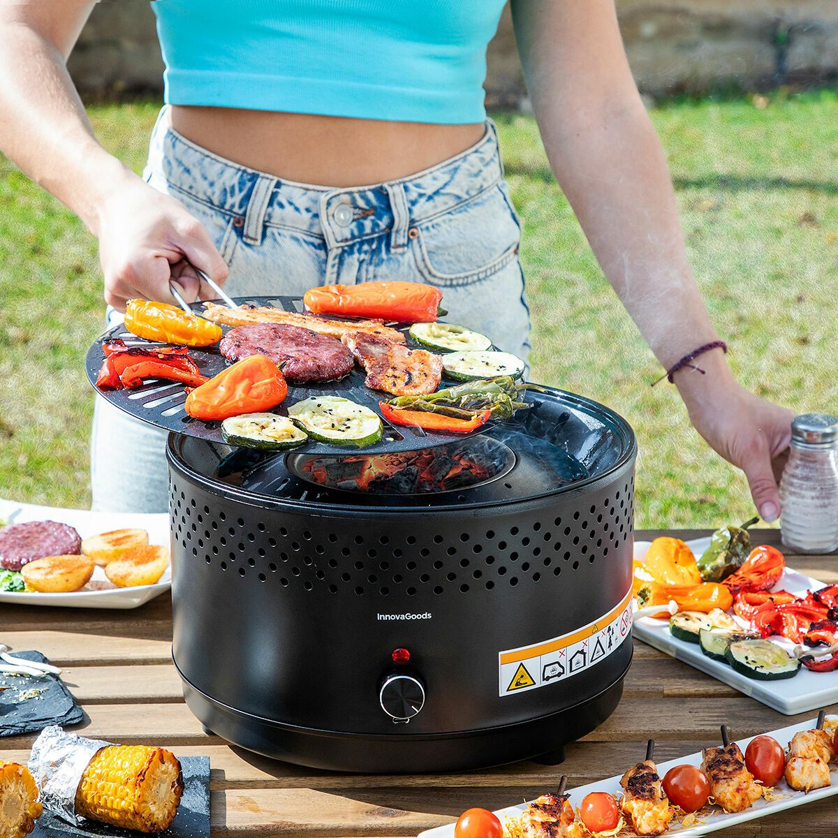 Barbecue portable au charbon de bois sans fumée Innovagoods Ø 28,5 x 18 cm, noir