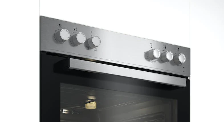 Ensemble de cuisine Beko BBUC12020X (2025) avec plaques de cuisson et four à convection