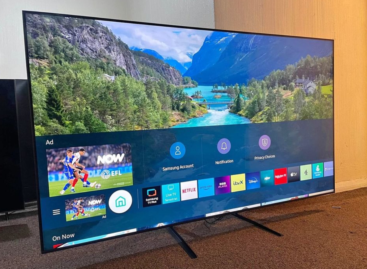 65-Inch Class Crystal UHD 4K CU8000 Series PurColor