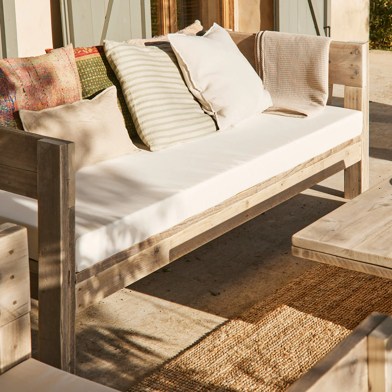 Suzzete Outdoor-Sofa