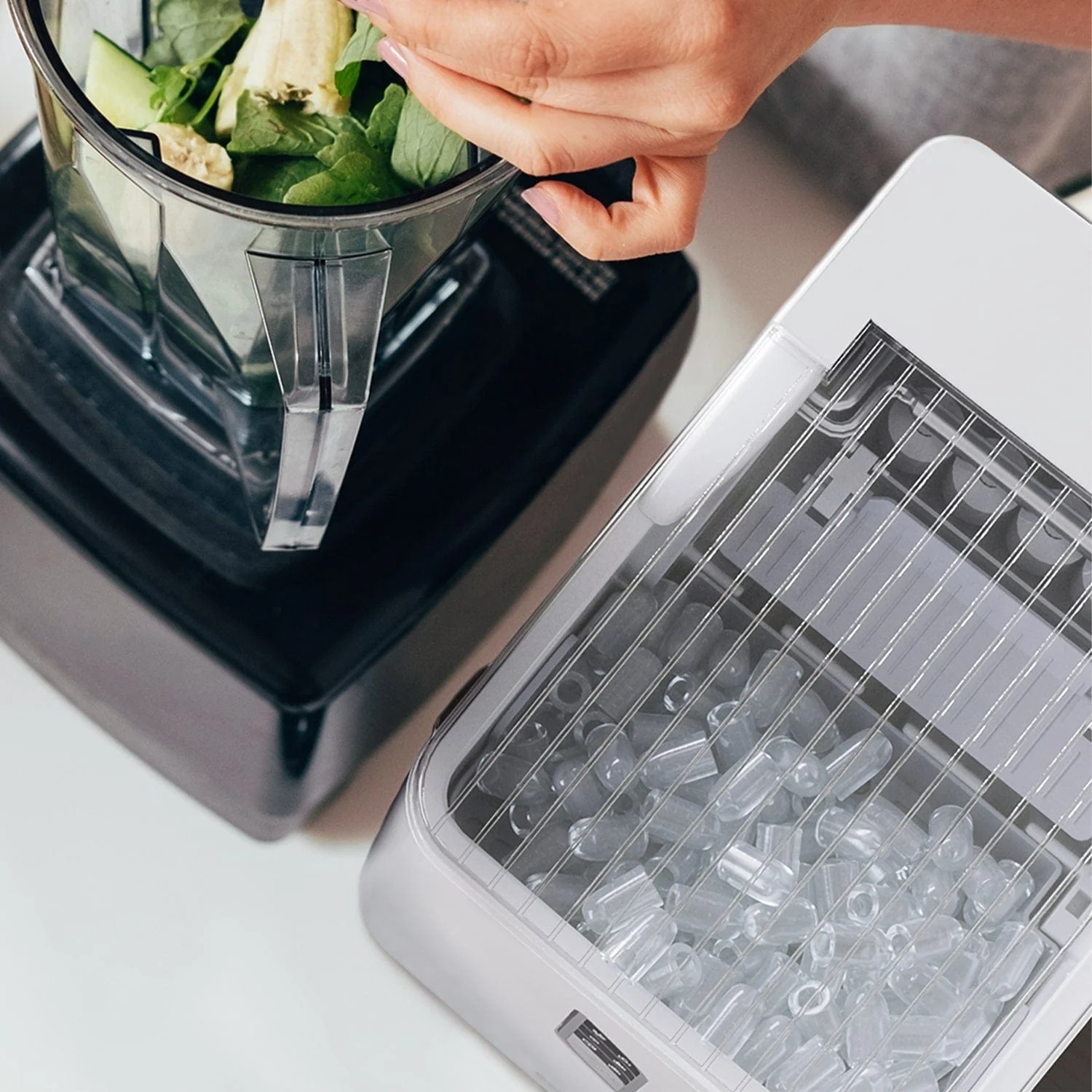 Bordpladeismaskine - 2L selvrensende - Daglig produktion på 15 kg - Hvid