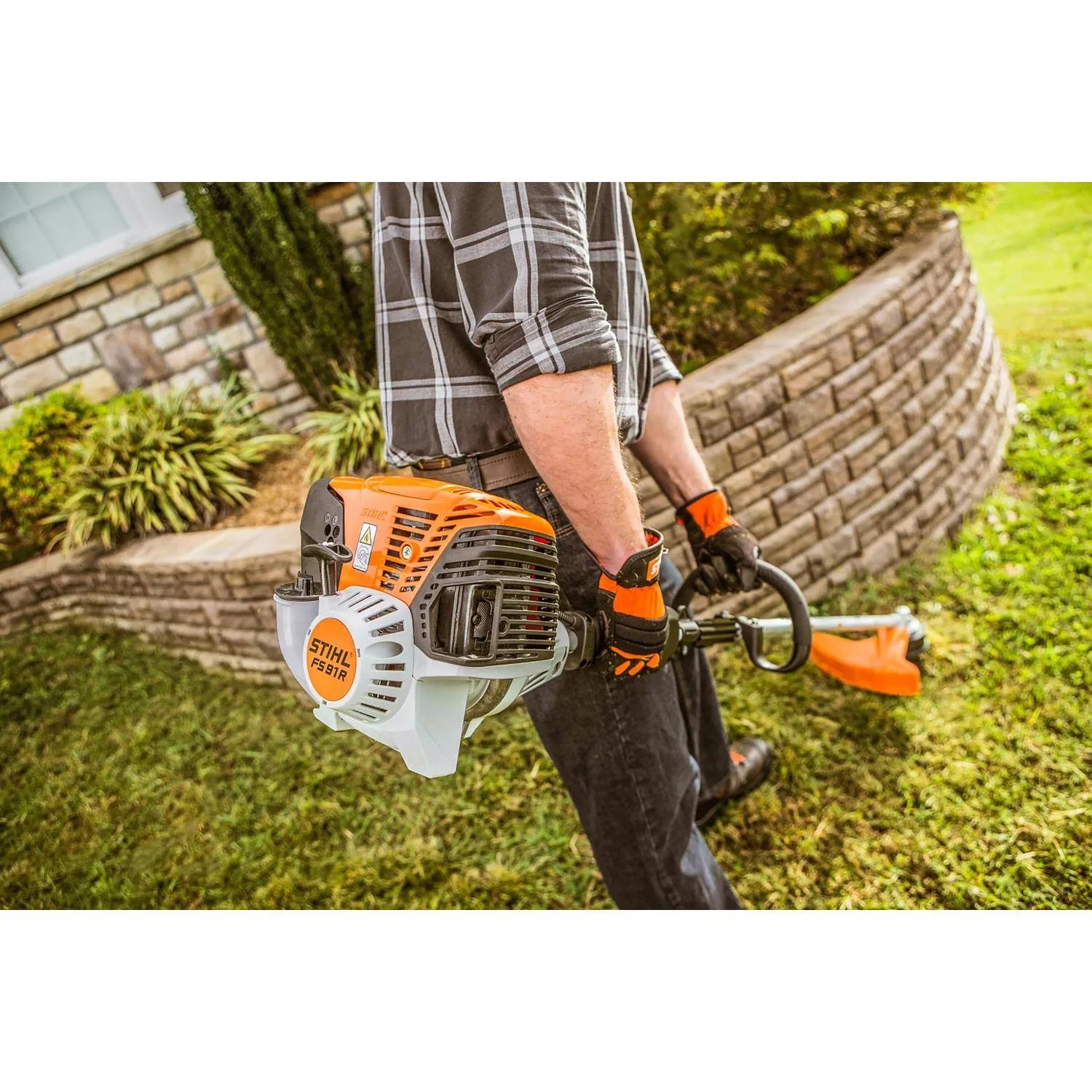 Tondeuse à gazon thermique Stihl FS 91 R 2025