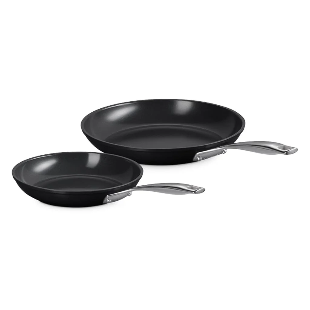 2025 Le Creuset - Essential Non-Stick Stegepandesæt 24/28 cm