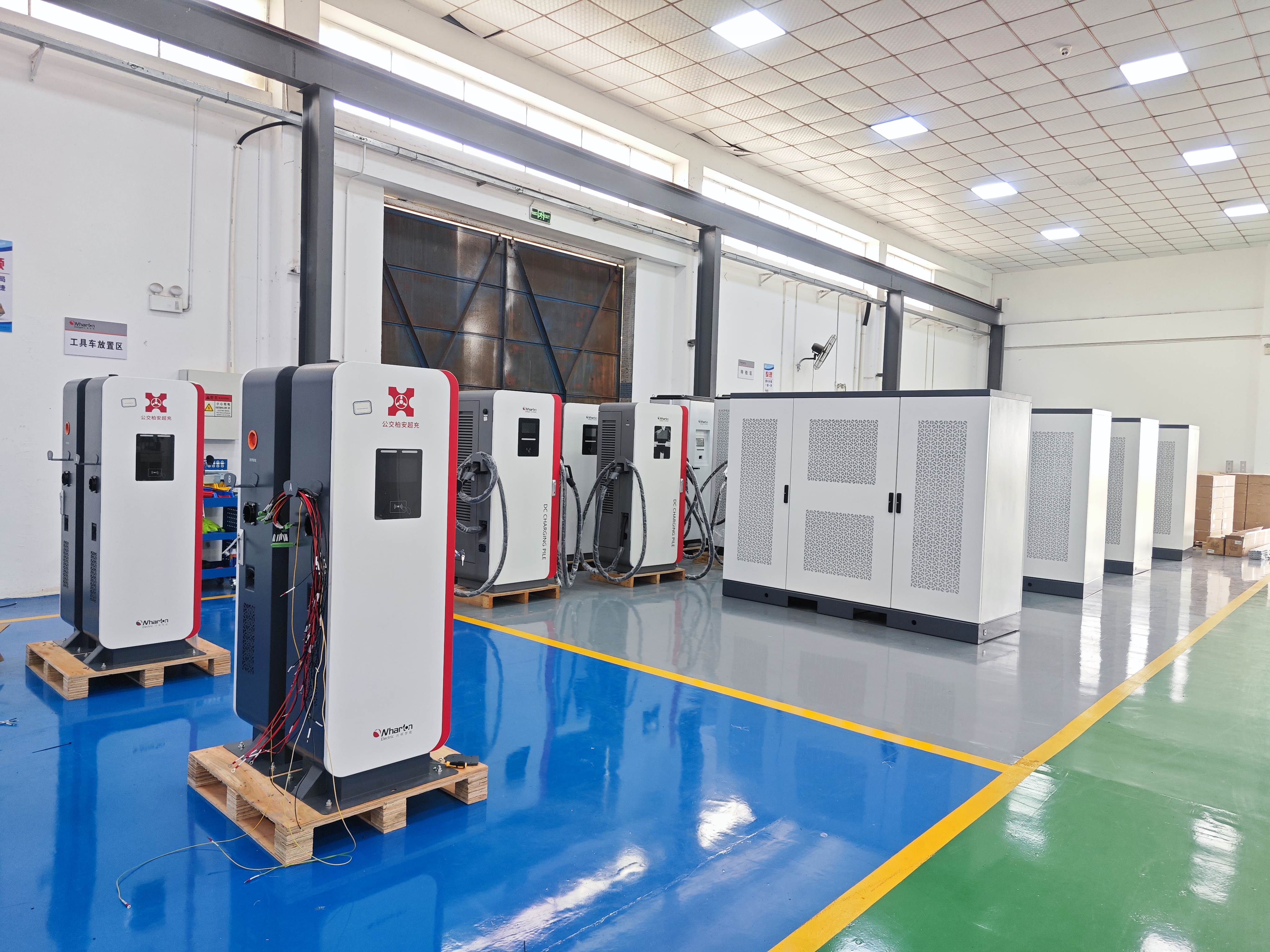 Energy storage cabinet