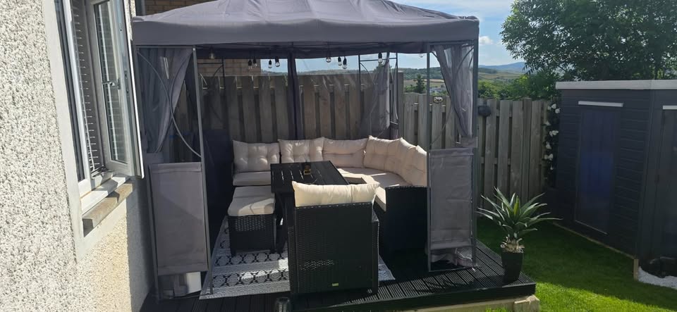 CASARIA® Premium garden furniture made of polyrattan, WPC, dining