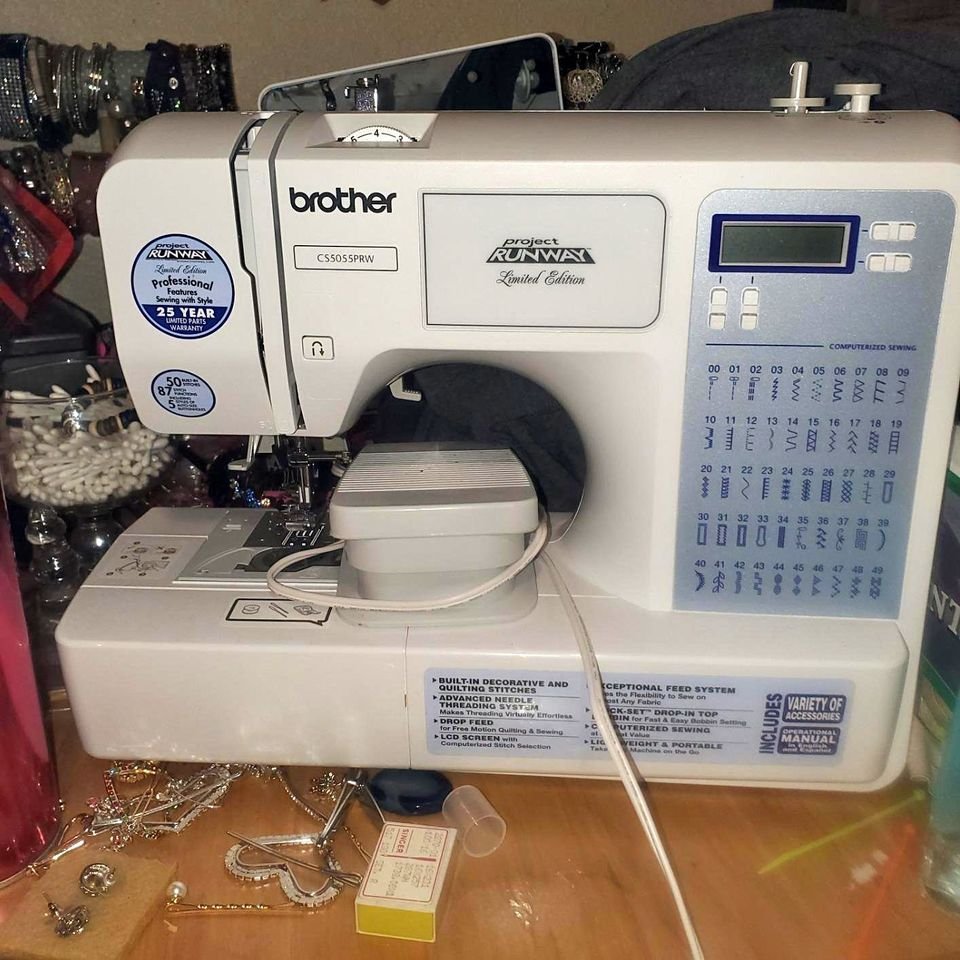 Brother FS100WT sewing and quilting machine with free motion embroidery