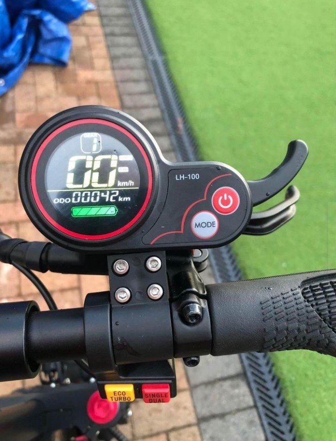 60V 5600W DUAL MOTOR ELECTRIC SCOOTER FOLDABLE ELECTRIC SCOOTER