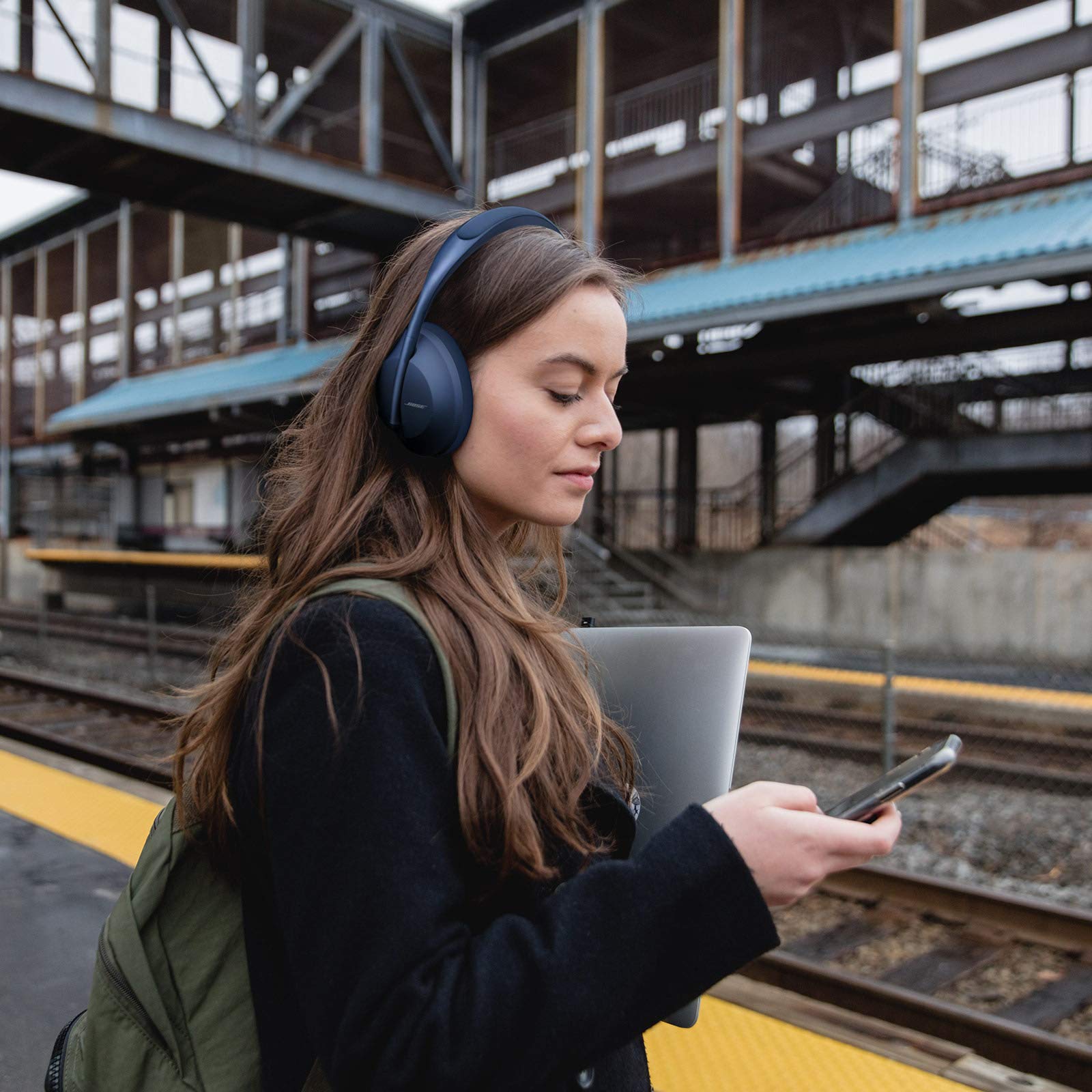 Bose Noise Cancelling Headphones 700 — Over Ear, Wireless Bluetooth Headphones with Built-In Microphone for Clear Calls & Alexa Voice Control