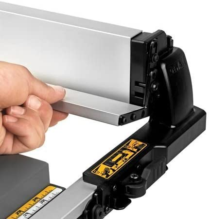 DEWALT 10 Inch Table Saw, 32-1/2 Inch Rip Capacity, 15 Amp Motor, With Rolling/Collapsible Stand (DWE7491RS)