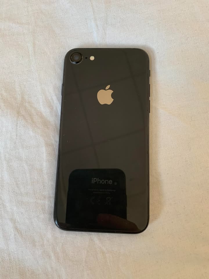 iPhone se 2020 64gb