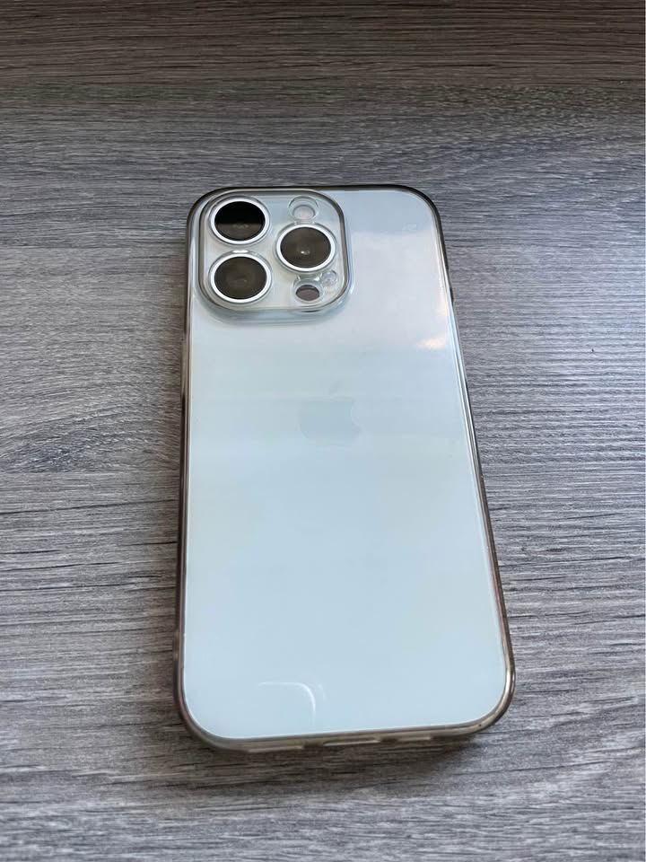 iPhone 15 pro 256G