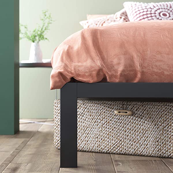ZINUS Mia Metal Platform Bed Frame / Wood Slat Support / No Box Spring Needed / Easy Assembly, Black, Full Standard Full Black